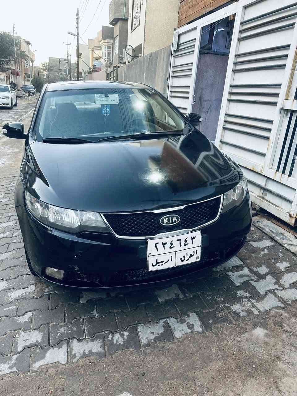 سلام عليكم سيراتو للبيع كفاله من ضرب بس بيه ضبغ بسبب جراد بيه بنيد وجاملق لخفي مصبوغ ولقماره مرشوشه كلير رقمه اربيل منتهيه سنويه بيه وكاله بس ابو بغداد سياره جاهزه سعره 80وبيه مجال ***********
