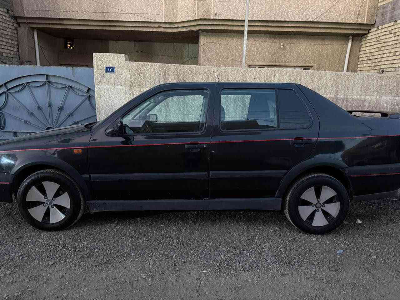 نوع السياره:فولكس واكن فينتو
الموديل:1993
الون:حبري مصبوغ عام
المحرك:1800
صاحب سياره:السياره باسمي واني صاحبها
الرقم:بغداد انكليزي
تبريد:شغال
محرك:يحتاج تبديل
مكان السياره:الدوره الشرطه بغداد, العراق


**إذا كنت صاحب هذا الإعلان وتريد حذفه لأي سبب، رجاءا أرسل رسالة إلى الدعم الفني**