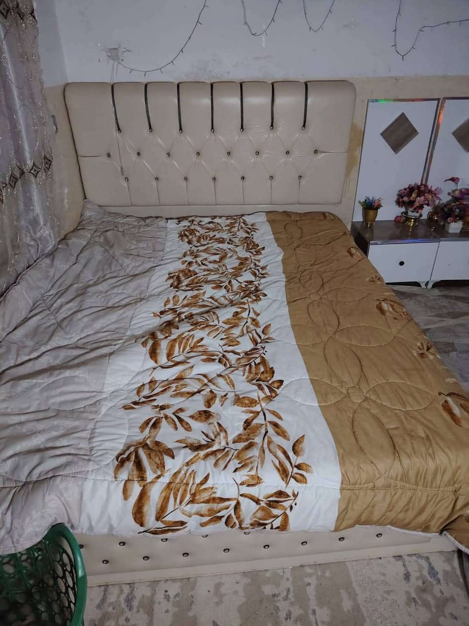 منو البارحه دخلتلي على هاي الغرفه باربيل كالت اجي صبح اخذها ضيعت حسابج 🦦جانت بنيه


**إذا كنت صاحب هذا الإعلان وتريد حذفه لأي سبب، رجاءا أرسل رسالة إلى الدعم الفني**