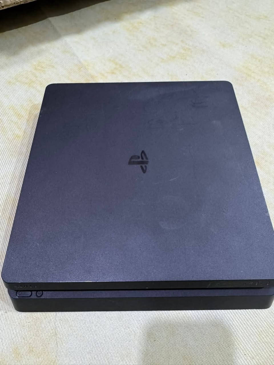 بلي فور سلم بي ضمان لا عطلان ولا مصلح سعره 165 الف
وياه جوستكين وكارتونه وكيبلات التشغيل وشاحنات للجوستك 
العنوان ميسان المچبس 
***********
***********
