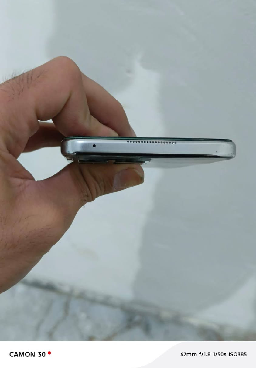 للبيع
هونر اكس8 
HONOR X8 

الذاكرة 128
العشوائية6+2=8
لمعالج: 
سـ Snapdragon 680
 تكنولوجيا 6 نانو
بوبجي 40فريم
 وعالية الدقه 
فووول سلاسة 

البطارية 4000
منفذ الشحن تايـبـسـي 

بصمة وجهـ شغاله
+بصمة اصبع جانبية متوقفه

كامراته صافيات حلوات

للأمانه 
مستبدل شاشة اصلية وكاله
ام الفريم 
وكاله اخت البلاديه 

ويا حافظة جديده
+ويا لاسق شاشة

((  السعر 65 الف فقط ))

العنوان رمادي5كيلو 
هـ0781600860


**إذا كنت صاحب هذا الإعلان وتريد حذفه لأي سبب، رجاءا أرسل رسالة إلى الدعم الفني**