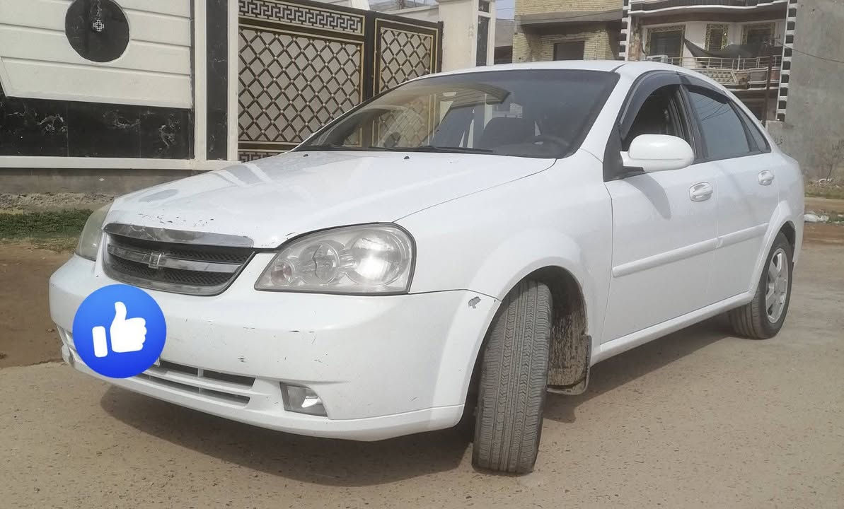 سلام عليكم للبيع او بترا موديل 2011 رقم بغداد بيه قطعتين جاملغ امامي وخلفي بسمي تحويل ثاني  مكينه وكير جدد تبريد تدفئة شغاله مكان السياره بغداد الراشديه السعر 75 او بيه مجال رقم الهاتف ***********
