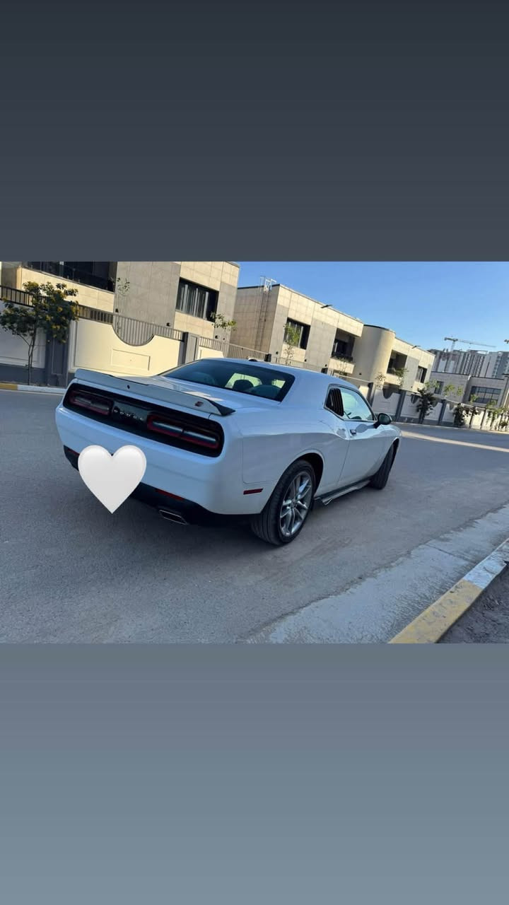 السلام عليكم
للبيع دودج تشالنجر dodge challenger 

موديل 2023 فئة GT🔥وارد امريكي

الممشى 50,000mi 🛣️

الحادث: صبغ بالدعاميه الاماميه فقط+صور الحادث مرفقه

بجم كبس

رقم اربيل باسمي تحويل ثاني يوم 

گير ومحرك كفاله عامه وشرط الفحص+تخم اطارات جديد

داخلها نضيف وجديد+كشانه مغلفه جلد

السعر:20,500$

المكان :بغداد/الدوره

رقم التلفون:*********** ☎️
