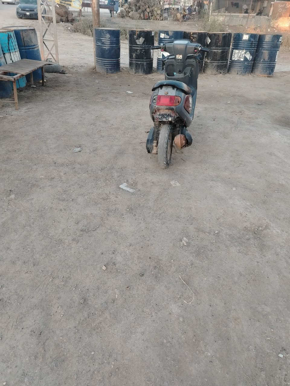 السلام عليكم دراجه 60 جاهزه للبيع كل شيء ما بيها شغاله ماكينتها  ب 300 وبيها مجال ***********
