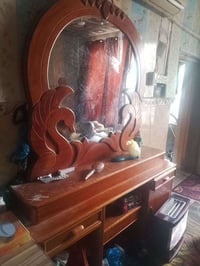 ميز مراية • غرفة نوم