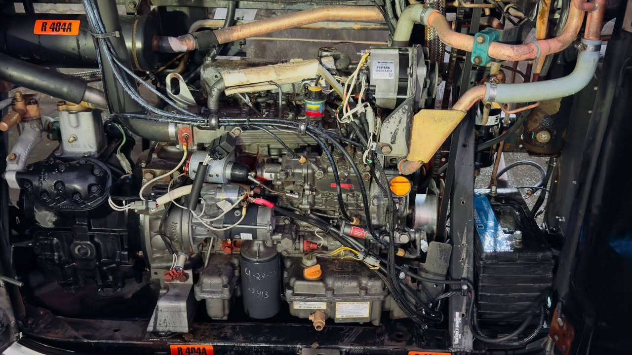 السلام عليكم للبيع جهاز نظافه فول ماموت 210 أمريكي 
***********
