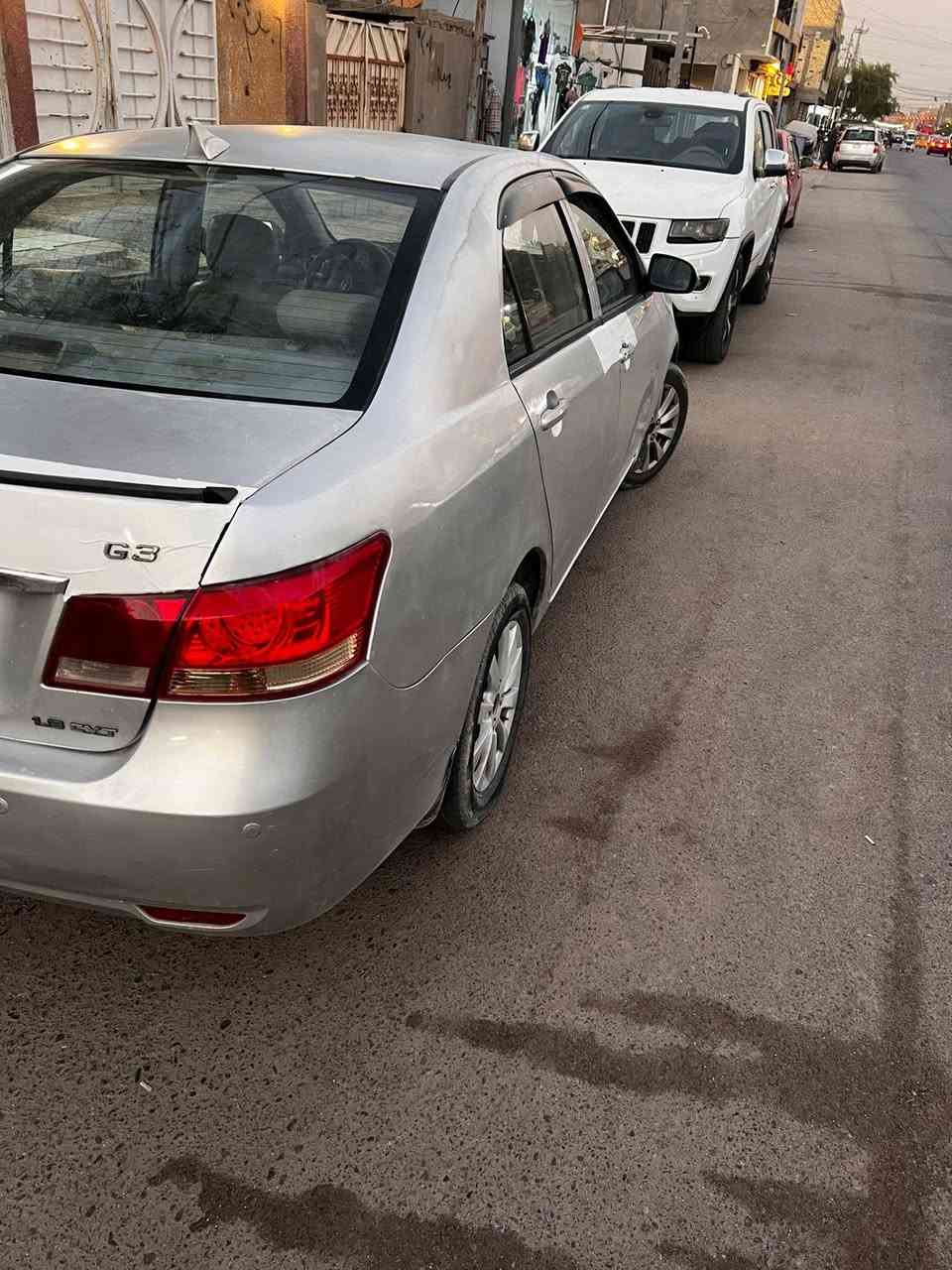 سلام عليكم من رخصت الادمن بيوايدي جي 3 موديل 13 كير ومحرك البلاد مالتهه مكفولات سياره ممتعويه خير من الله تبريد ثلج كهربايات شغالا منضومت زنون ضربتهه جاملغ خلفي ومصلح  سياره خير من الله كبل لشارعمكاني رقم بغداد مكاني بغداد  سعر 52 وبيهه مجال  رقم بي واتساب *********** قليل متواجد فيس

