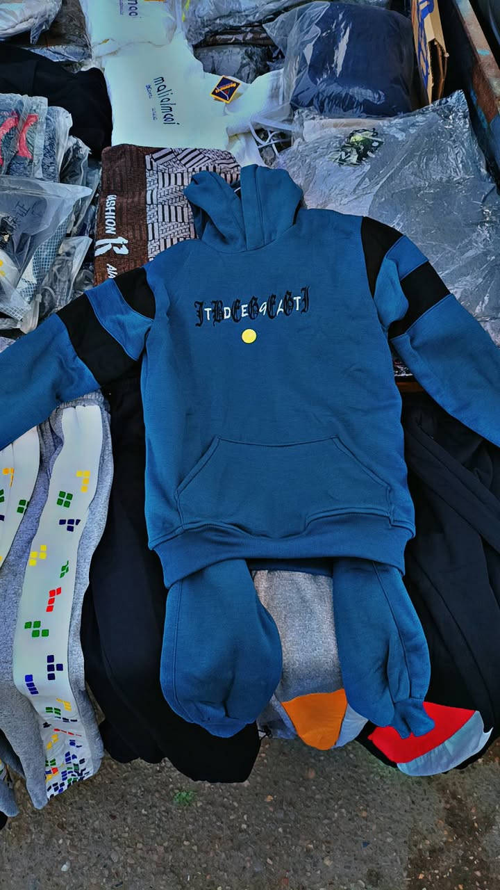 وصول وجبة جديدة من القماصل وتراكات
الولادي وشبابي

قمصلة نفخ ولادي وشبابي😍

قمصلة جلد ولادي وشبابي 😉

تراكات تلبس من عمر 6سنوات لحد 16سنة🥰

وهواي موديلات واشكال توفرآ اليوم

_________________________________________________
عنوان سوق العصري مجاور بيت كتاب للعطاريات

واتساب *********** ✅
