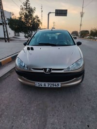 بيجو • ١٦٠٠ • مكفولة