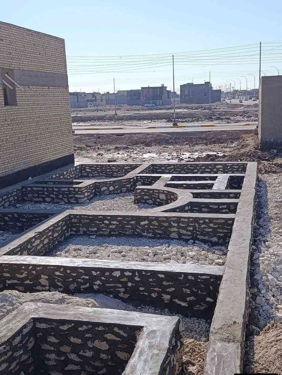 يسوق الله الرزق إلى عباده من أوسع أبواب اللطف والعطاء 
ويرزق بالسبب، وبلا سبب، وضد السبب،

***********‏‪

***********‬‏
