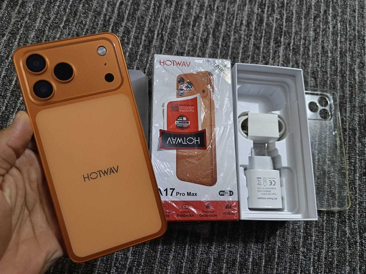 جهاز جديد اصلي وكالة 

هوت ويف A17 PRO MAX

شاشة بحجم 6.7 بتردد 120 هيرتز

ذاكرة 128 

عشوائية 12

بطارية 5160 ملي امبير

كامل المحلقات السعر 130 شراي اتصال *********** مو شراي اعبر المنشور
