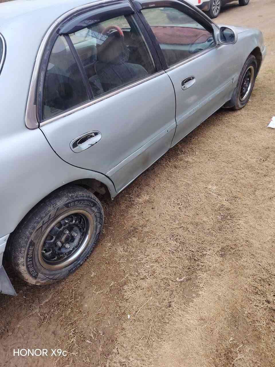 سوناتا 2 95 للبيع گير ومكينه مكفوله وصدر خلفي وامامي نضيف گير أوتو سنويه نهاية 26 رقم صلاح الدين السعر38 بيها مجال قليل ***********
