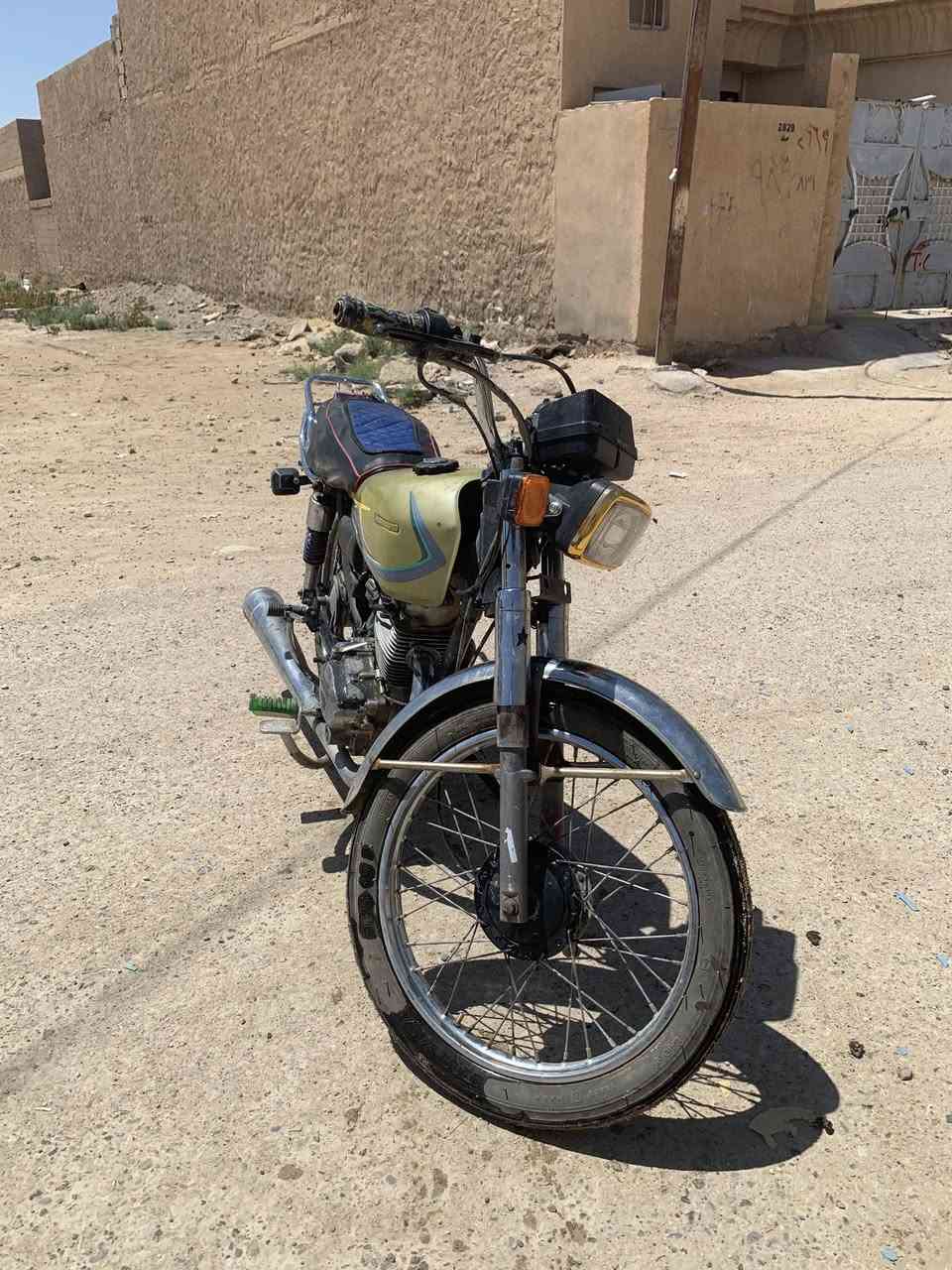 سلام عليكم دراجه للبيع  نكره سلف جاهزه  سعر 200 بيها مجال


**إذا كنت صاحب هذا الإعلان وتريد حذفه لأي سبب، رجاءا أرسل رسالة إلى الدعم الفني**