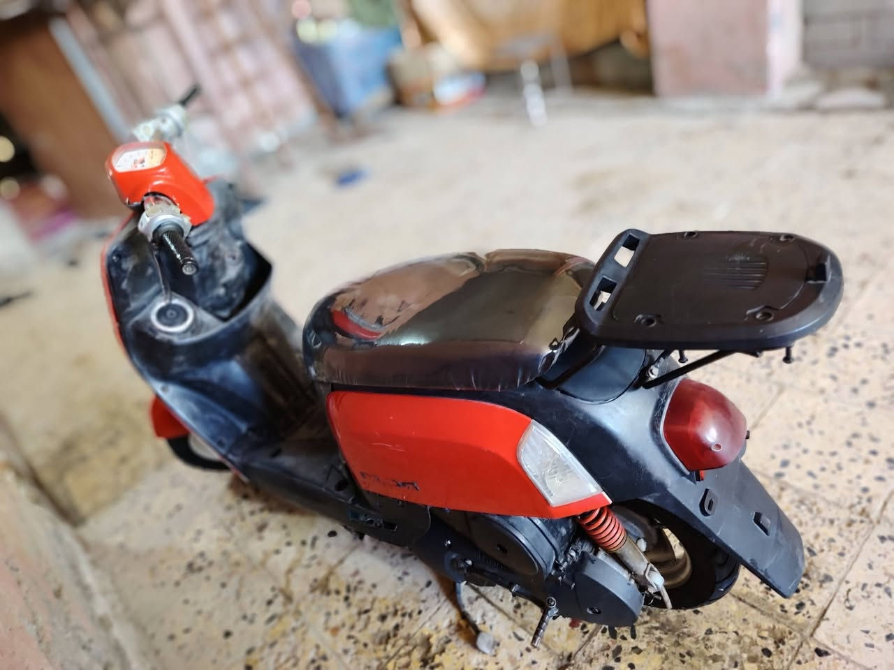 بوليسي للبيع جاهزه للخير سلف هندر اشاير كلوب رمشات قفل جنطه قفل سكان كله شغال مفتوحه دراجه خير من الله سعرها600 وبيه مجال مكان ناصريه مركز رقمي ***********
