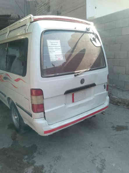 السلام عليكم فتون الابيع 2014 سياره مصفره تحويل مباشر رقم واسط الاماني سنويه 27 محرك كايم سيارة مكفوله من ضربه  سعره 65 بيه مجال مكاني بغداد رقم هاتف ***********
