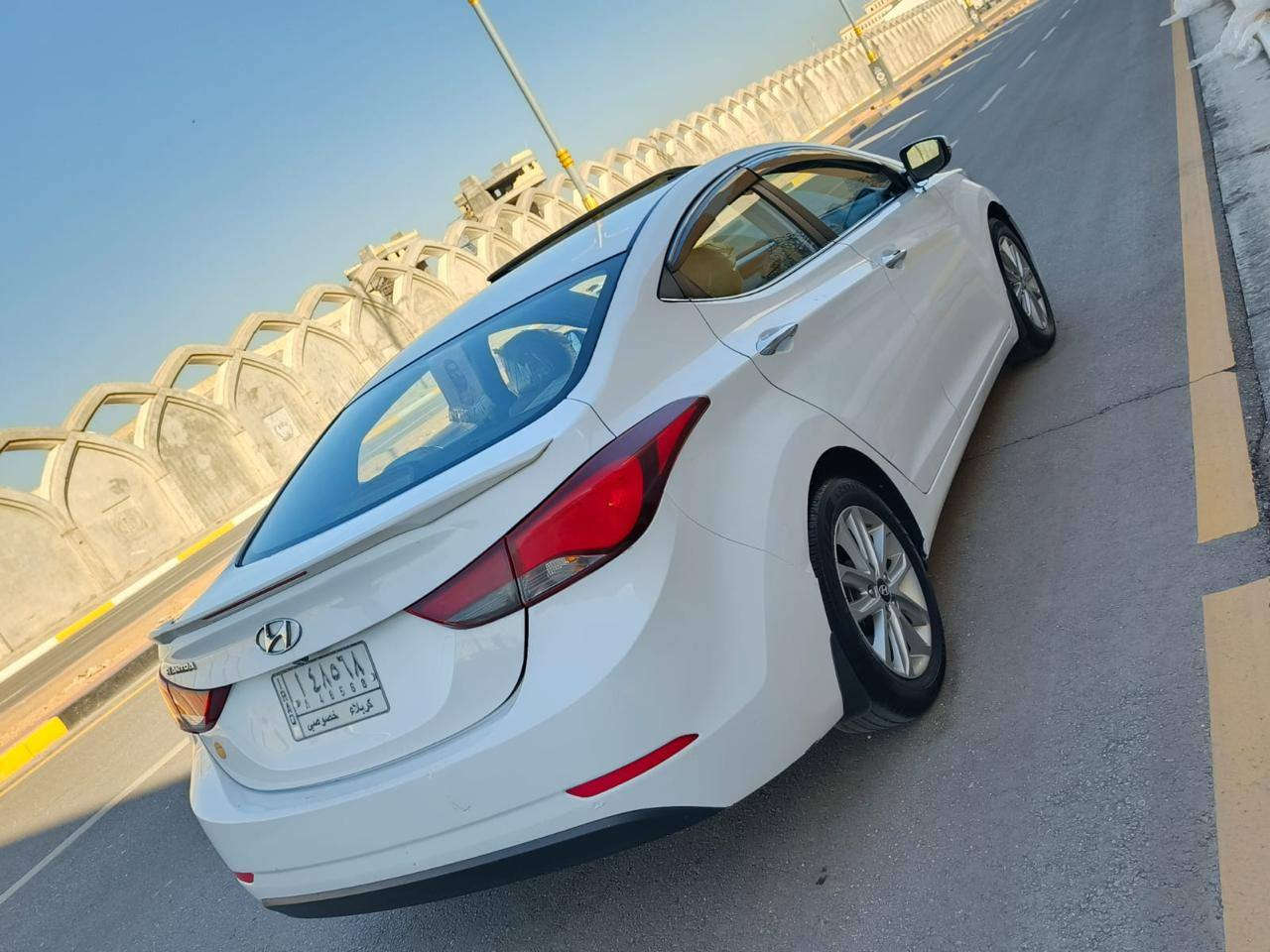 سلام عليكم سياره نوع النترء موديل 2016خليجي فول مواصفات واحد عله واحد فتحه شاشه  كامره حساسات امامي خلفي تحكم ستيرن جهتين شاير مري تحكم مري مري شفط كشنات مخمل منضومه كشاف زنون سستم سماعات دمام صوت مكينه حجم 1800دوش خمسه ويل كب كفاله كير مكينه حداديه تخم تاير تبريد تدفاه كفاله من ضربه او تبدي او صبغ سياره جديده وجاهزه بل عافيه عل ياخذه العنوان كربلاء السعر 127بيه مجال رقم الهاتف ***********
