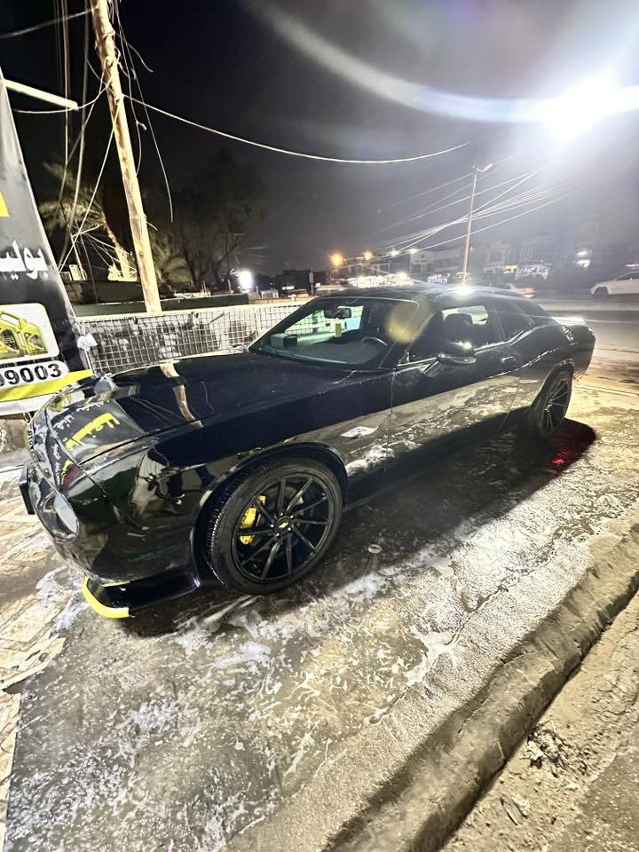 السلام عليكم
جالنجر

بيع او مراوس بأربع بوب
جالنجر موديل ٢٠٢٣ حادث جاملغ وبنيد وجاملغ بارد ماشيه ٢٧ ميل مكينه ٦ سلندر ٣٦٠٠
بصمه تشغيل بصمه ابواب تفاصيل اكثر اتصل 
العنوان بغداد حي الاعلام
السعر ١٤٩ قفل
شعندك مراوس نزل

***********
