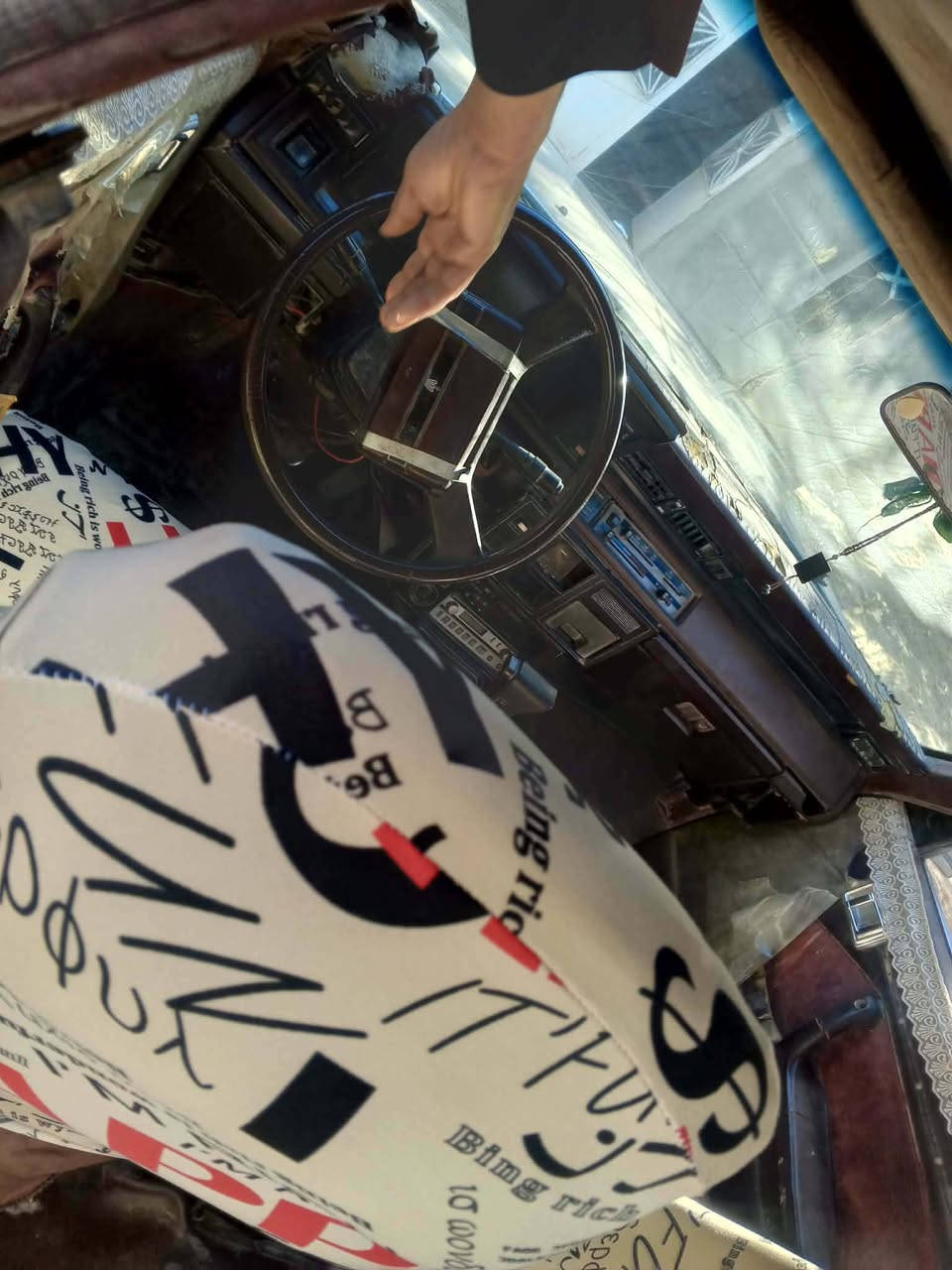 السلام عليكم سوبر للبيع المكينه بيه. بخار الكشر شوف العين المكان الديوانيه ناحيه الصلاحيه السنويه صاقطه المالك بل شاميه السعر 25وبيه مجال للشراي ***********
