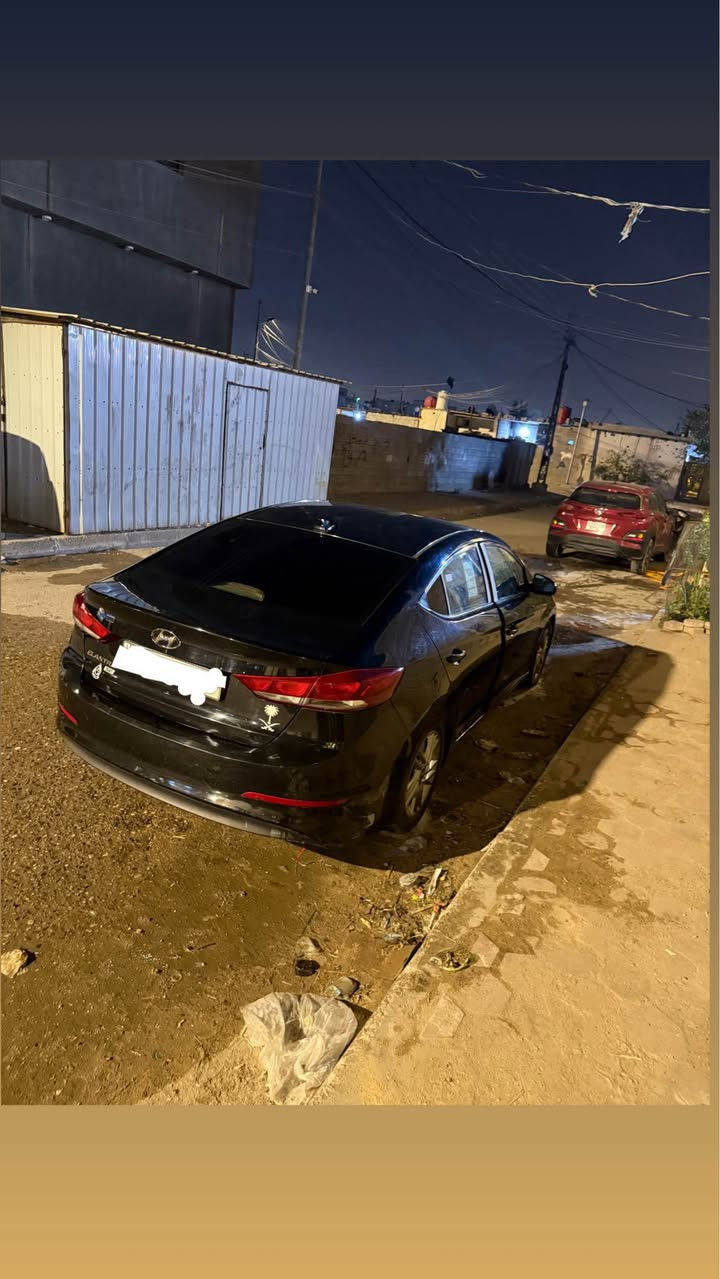 السلام عليكم 
النترا ٢٠١٧ رقم بصره دولي تحويل ثاني يوم سياره ليبل واحد وجاهزه للخير محرك دوش ٢٠٠٠ كير At سعره ١١٠ وبيه مجال 
رقم الهاتف 
*********** البصرة, العراق
