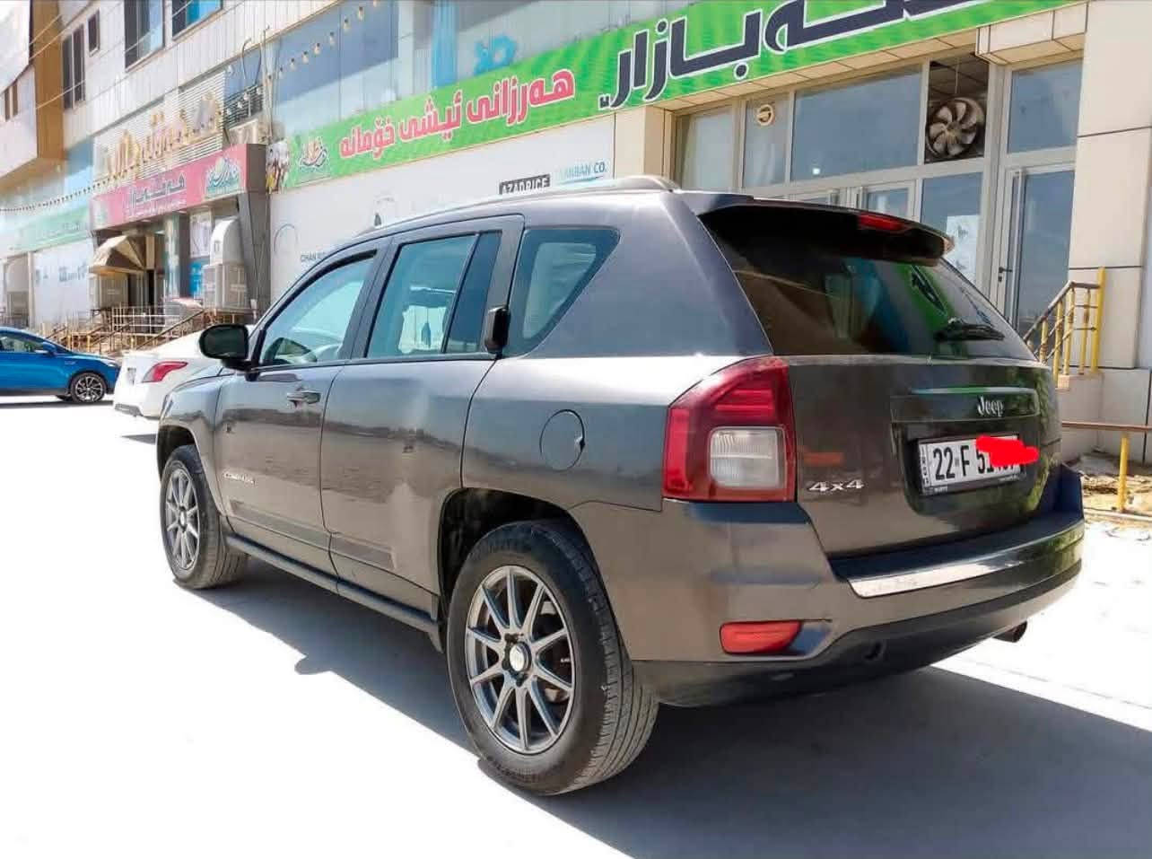 Jeep compass 2017
بۆفرۆشتن

سەنەوی تازەیە بەناو خۆمانە تا2029مانگی پێنج نوێیە

فول فول مەکینە24دەبڵ ئەکسل

یەکپارچەی بۆیاخە بێناو گرتن

شوێن\حاجیاوا

ژ.م/^***********
