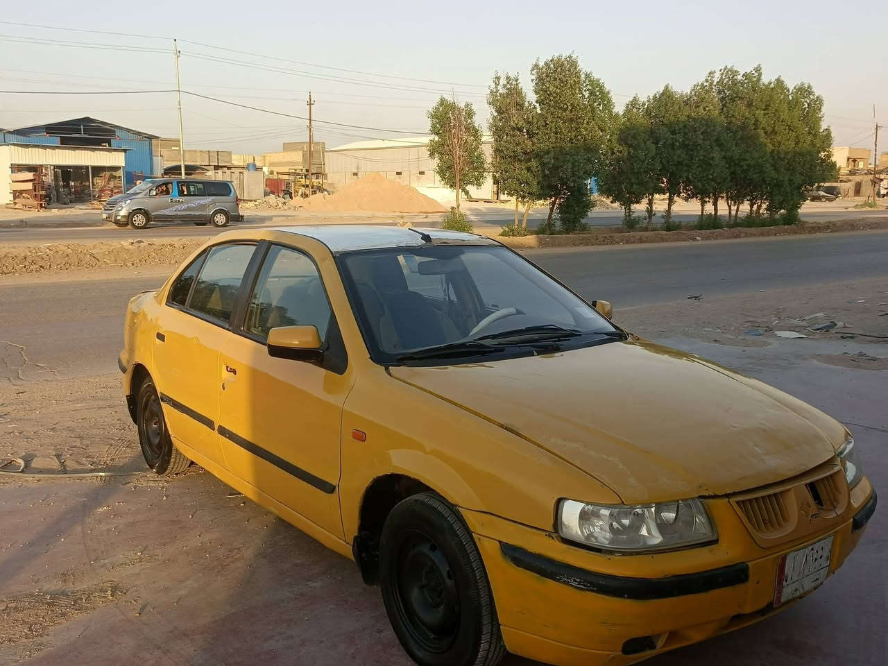 السلام عليكم سياره سند للبيع سياره مكينه حداديه جديدات 27 مصفره وغرامات السعر 18 وبيها مجال مكاني بابل القاسم***********
