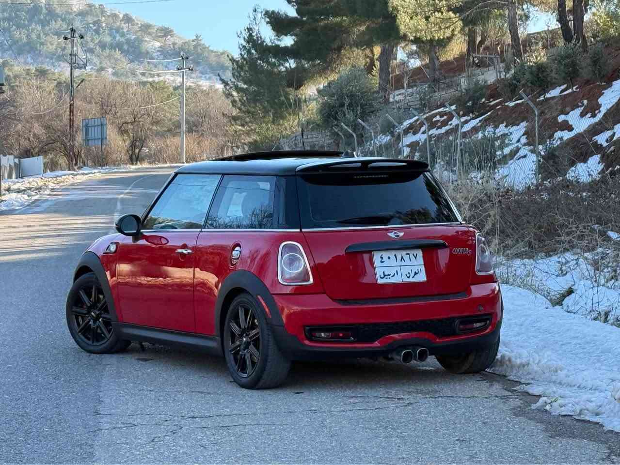 Mini Cooper 2011 S كير توماتيك ضمان دولي 
مني كوبر احمر  2011 S كير توماتيك ضمان دولي 
سيارا بونيد بخ و جاملغ كلير
بدون دواخل نهاي 
سيارا رقم اربيل 
ملاحظه/:
كير مكينه تبريد كهربايات طخم امامي خلفي حجر بيئه لايتات كلها بشرط
مكينه ما مفتوحه 

مكان السيارا دهوك
السعر 78  ومجال بسيط
للستفسار 
📞***********
📞***********

مواصفات /S
كير توماتيك
كير شفتات 
بانوراما
كشن جلد
كشن هيتر
فووول تحكمات ستيرن 
داخل 7 لون
لايت led
اوتو ستوب 
بعد بيها هوايه موصفات 

السيارا حيل حيل نظيفه و جاهزه و كلها بشرط دهوك, العراق
