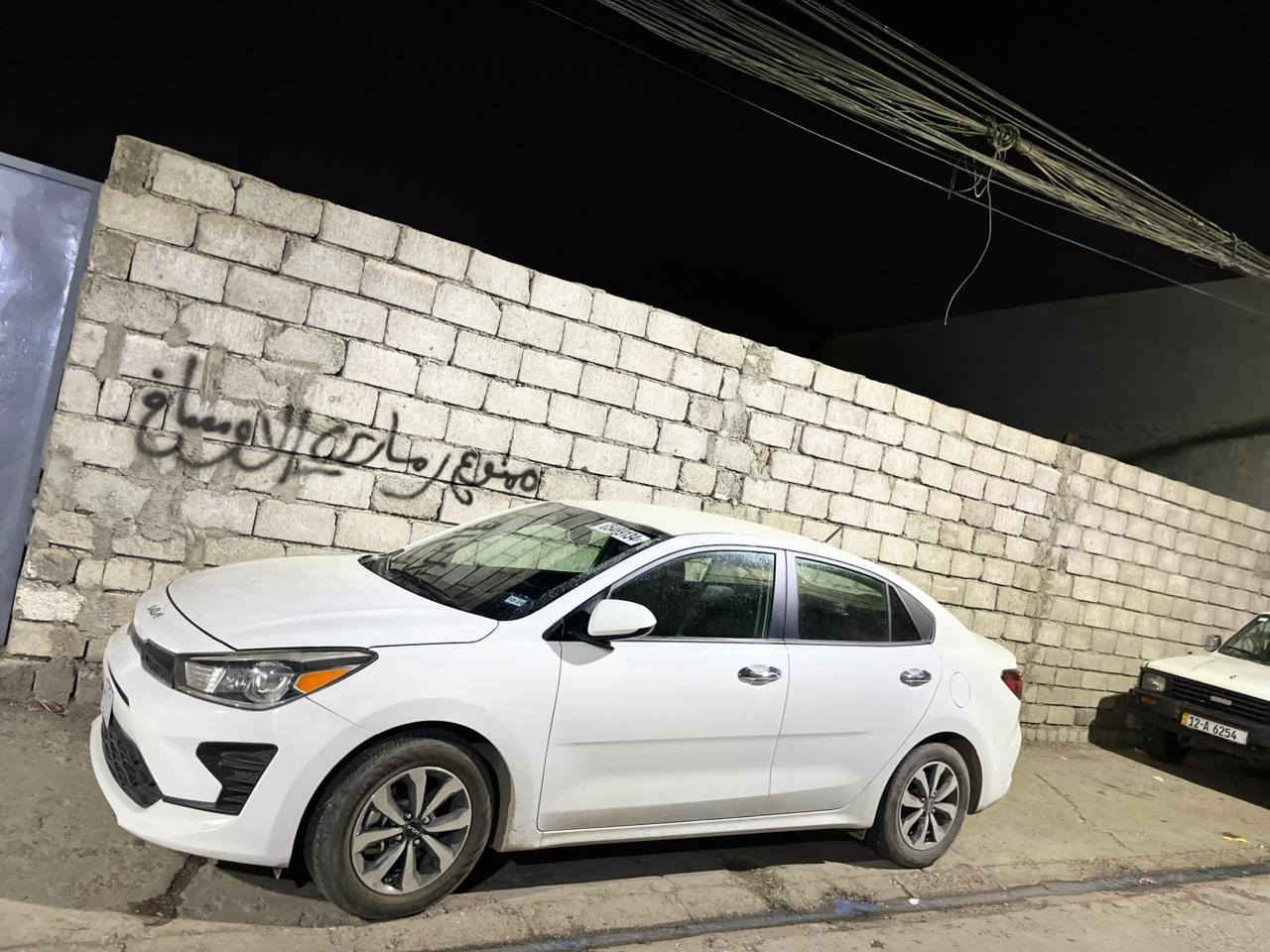 كيا ريو موديل 2023 
ماشيه 28 الف ميل 
رقم فحص نينوى 
ضررها ع بارد مابيها صبغ حافيه بونيد وتبديل جاملغ يسار 
وبالسقف بيها رصعه اثر النقل 
السعر 120 
للاستفسار ***********‏
