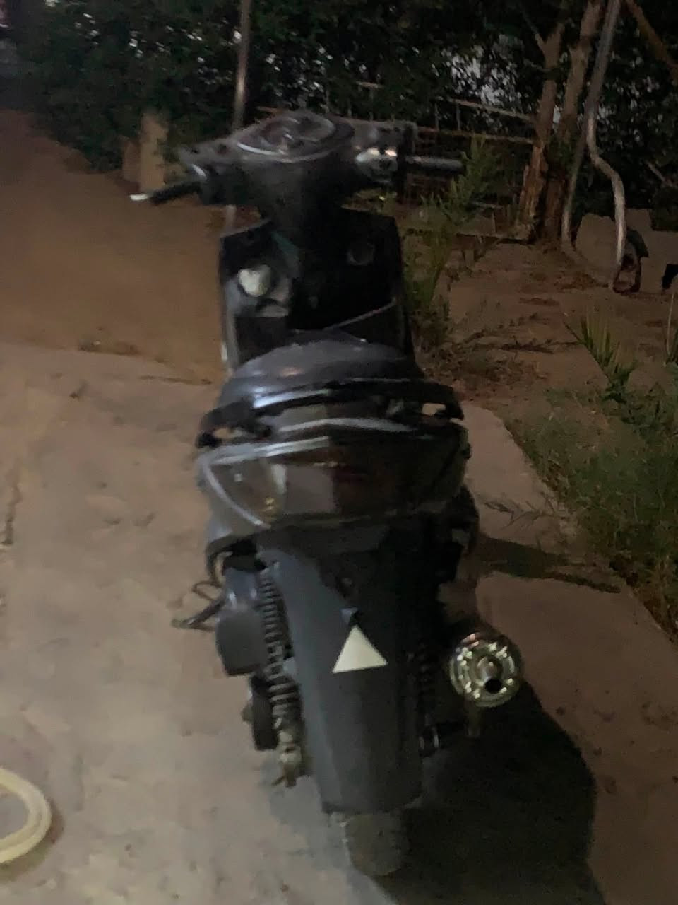 سلام عليكم سكنس فحل كابريتر كلشي كامل رياضي بوشه 58 ونص صالصنه رياضي كفرات ختم واحد دراجه نكره سلف اشاير وكلشي شغال السعر 350 بيها مجال واتساب ***********
