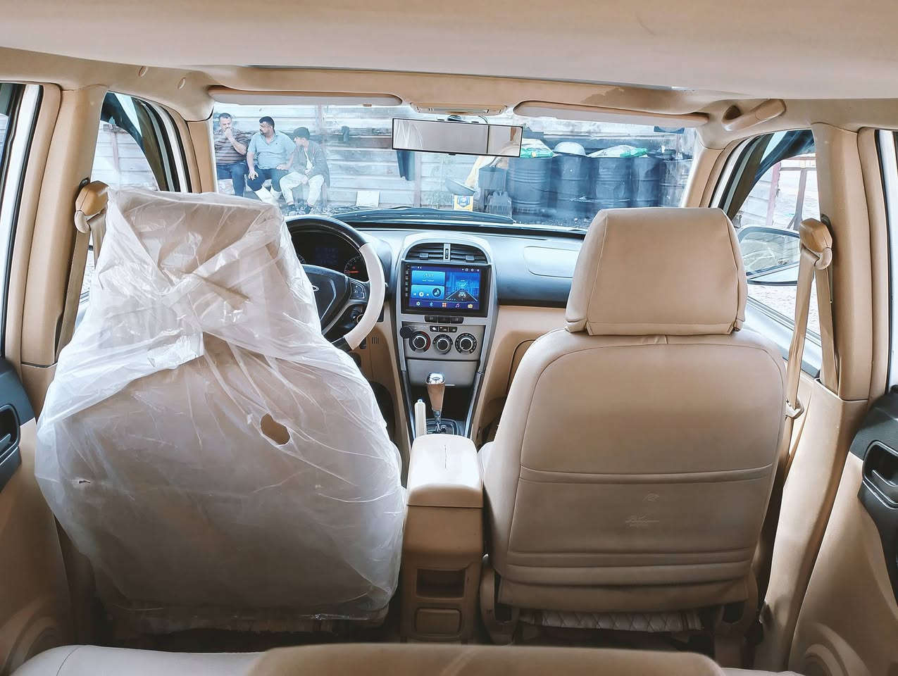 تيگو 1800cc
كفالة عامة كير محرك كشر 
مواصفاتها معروفة جلد فتحة سقف تدفئة بالكشنات شاشة كار بلي كامرة حساسات خلفية تحكم ستيرن جام اوتو ..الخ 
السيارة عليها ادامة كاملة شركة 
بلكات اصلي شركة مو تجاري 
تخم نوزل سني اصلي مو تجاري 
قايش اصلي مو تجاري 
رولات وضاغطة اصلي 
راديتر وبواري وفلسان وكلشي يخص منضومة الماء كله جديد وشركة 
تبريد مو ثلج فوك الثلج 
رقم بغداد 
السنوية باسمي قبل شهرين جددتها تنتهي يوم 21/10/2030
السعر 61 وبيها مجال 
***********
