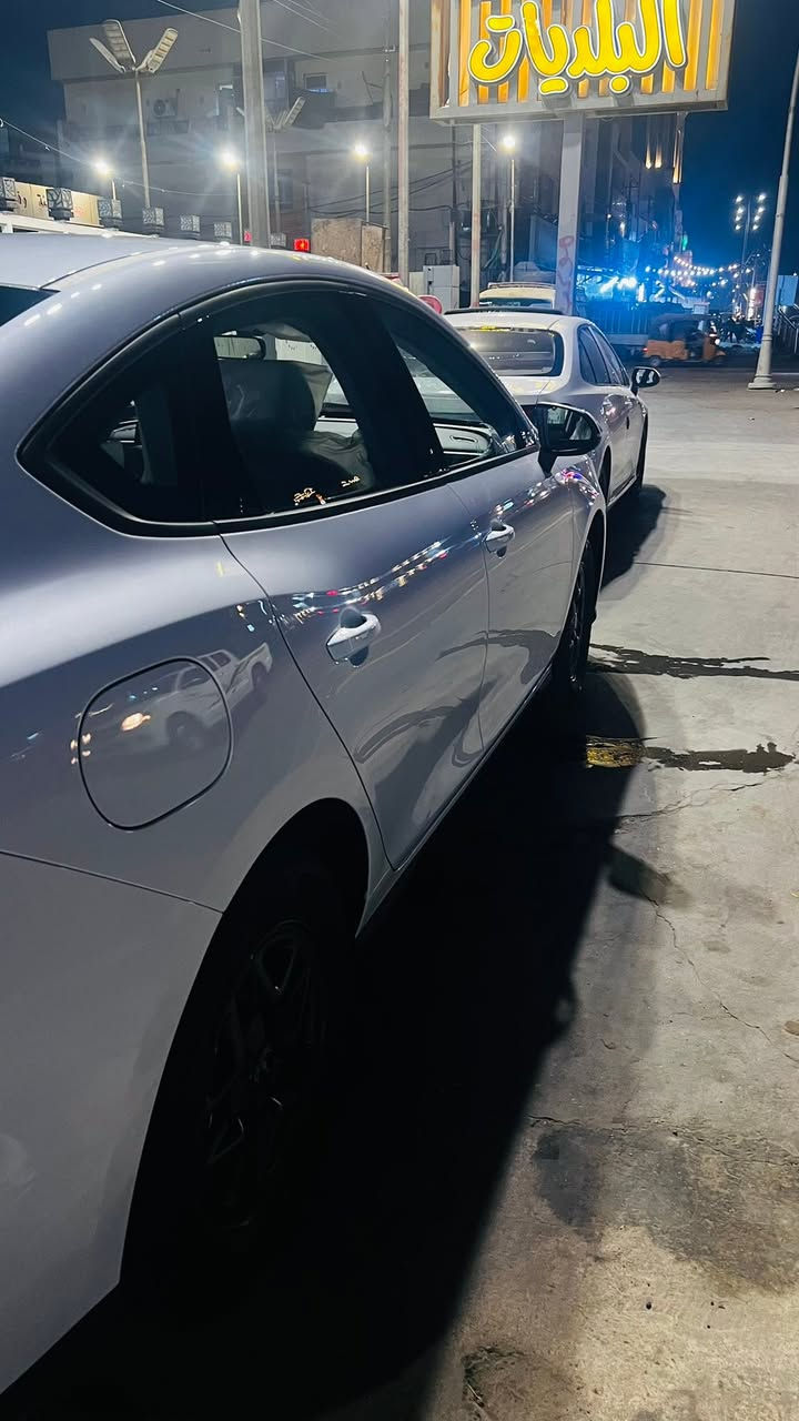 السلام عليكم 
BYD سيئل 5  ب 
ب اسمي السياره المكان بغداد 
2025 
ماشيه 4 الف كامل 
كفاله عامه من كلشي ماعده رصعه زغيره كلش بدعاميه مغطيه بلصقه مثل ماموضح بلصور 

المواصفات معروفه 

السعر19,500
السعر نهائي وقفل اخوان
***********

وبلنسبه للي راح يعلق ويكول تبيع لان احتركت وكذا احب اكلك اي اني رجل ماعدي خبره بسيارات وحقي اتخوف وقسم ب الله سياره بيه ستين حظ من كل النواحي وخاصتا بصرفيات البانزين بس لعبت نفسي من يوميه شاغلين بالنه بشغله وعساها بحضه وببخته كلمن سقطه من اجل غايه

