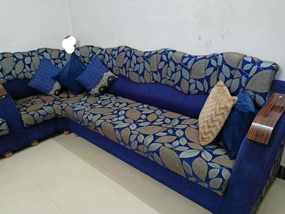 السعر 250 وبي مجال بعد مايجي يشوفو المشتري 

7 متر خشب عراقي شغل ثقيل نضيف حيل

العنوان حي الشرطه


**إذا كنت صاحب هذا الإعلان وتريد حذفه لأي سبب، رجاءا أرسل رسالة إلى الدعم الفني**