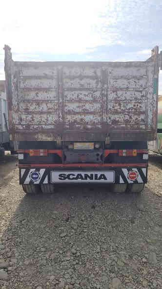 السلام عليكم سيارة ١١١ موديل ١٩٨٢ مجموعة خفيفه تمشي ١١٠ رقم وسونيه جديد مكينه بدون صرف وبدون نفخ سايس ٢٠ طخم تاير جديد باتريات جديد سيارة بأسمي شرط التحويل ***********
