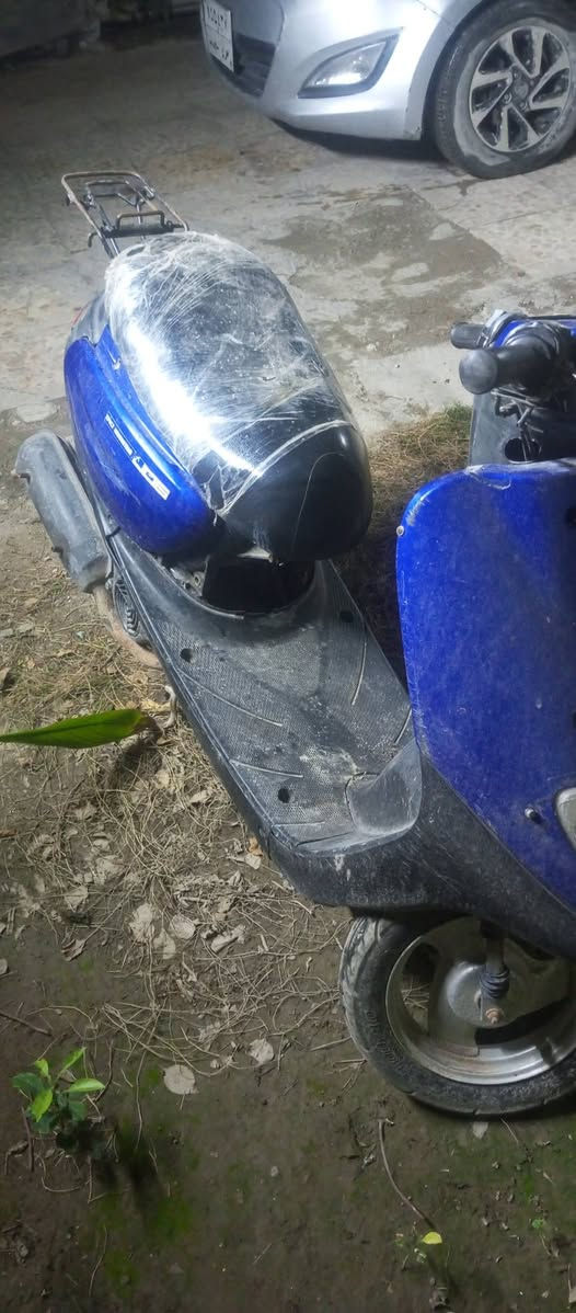 سلام عليكم عندي دراجة ياماها ٦٠ للبيع شغاله مابيها شي بس يرادله ترتيب كهربايات السعر ١٧٥ وبيها مجال مكاني بغداد حسينية الراشديه لتواصل رقمي ***********
