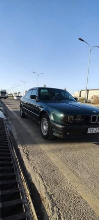بي ام دبليو • بي ام 525 • BMW 525 • كير عادي • سيارة مستعملة