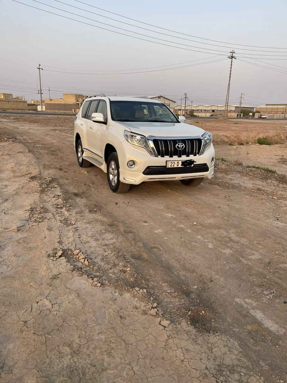 سلام عليكم لاندكروز برادو 2013 رقم اربيل الجديد سنويه ل 28 سونار داخل المنشور قطعتين صبغ بدون ضربه شخوط الباقي كله كفاله محرك 2700 مكفول السعر 240 وبيه مجال ***********
