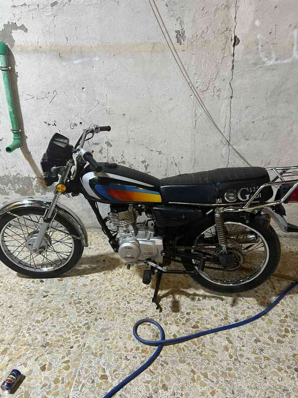 دراجه تايكر ادوات مكفوله سعره450  وبيه مجال
مكاني بصره هارثه سيد سامي ***********
