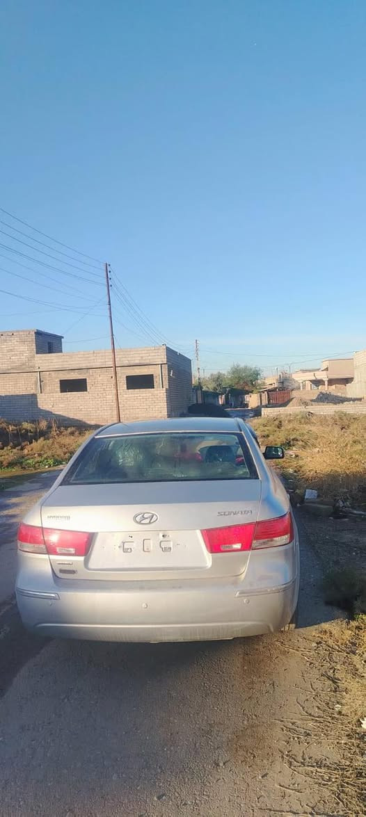 السلام عليكم
سوناتا كص ادوات ادوات بدون رقم 
2010     2010       2010
دخول جديد للبيع

الغرفة الداخلية ما نتسولف عليها جديدة بالنايلون
تحكم سترين
تدفئه بالكشانه
تبريد ثلج ❄️ تدفئه نار 🔥 
مثبت سرعة 
برده خلفية 
حساسات خلفيه 
محرك 4/2400
4 حساسات المرغوب نشاط فول ما شاء الله 
كير محرك شرط تبطنش ع التبليط
كهربائيات شغاله كلها مابيها ايي نقص
 ملاحظة
السيارة مال جنيه ترايك 200  السعر 46 وبيها مجال شي بسيط
مكان سياره داخل الشركاط ***********
