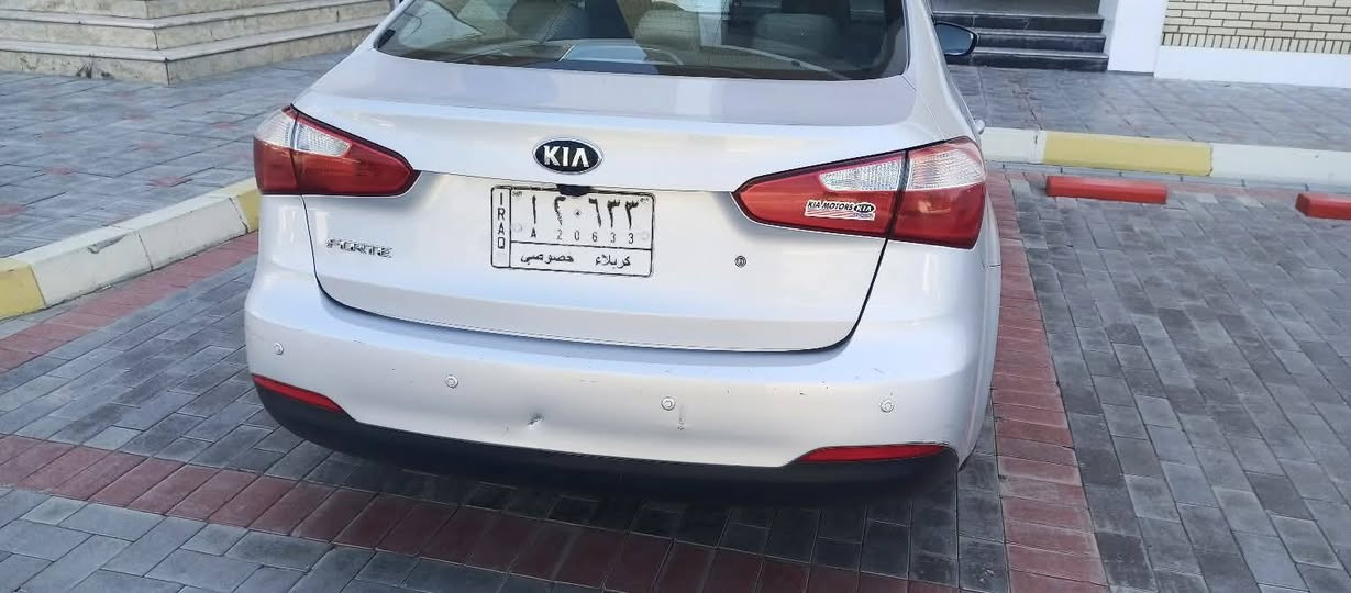 فورتي موديل 15بيها قطعتين صبغ وجاملغ تبديل نفس اللون السعر 115وبيها مجال
للتواصل 
***********
غير متواجد فيس
