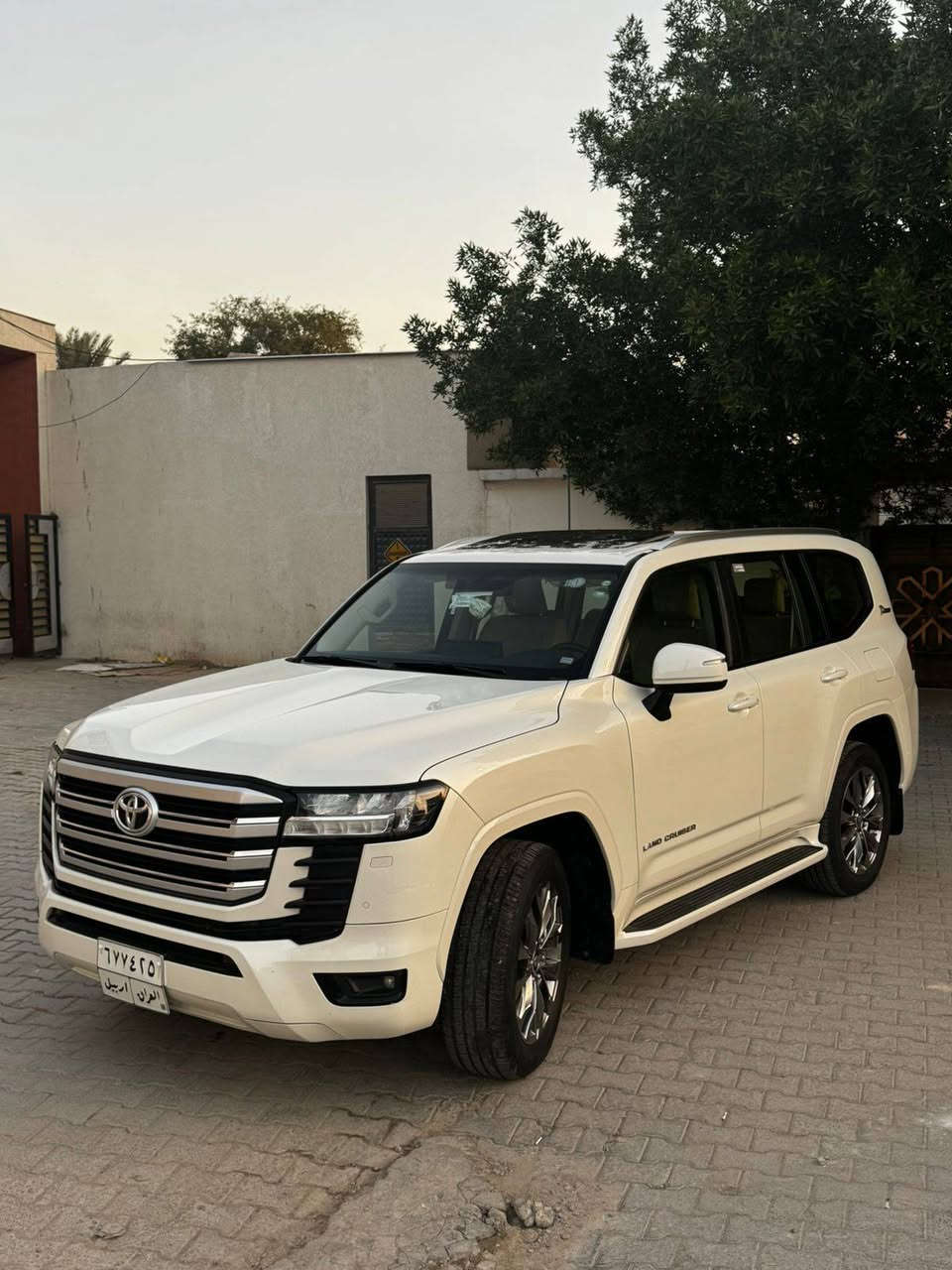 لاندكروز جكسار 2022 رقم اربيل باسم شركة
فول مواصفات تنفس طبيعي  كشنات كهربائيه 
باب خلفي كهربائي السعر 630ورقة وبيه مجال 
مكان السيارة بصرة  ***********

