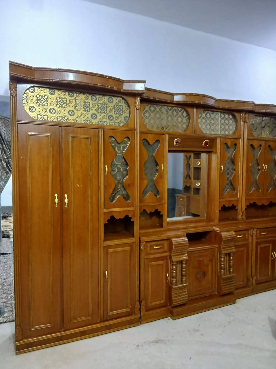 للبيع غرفة نوم هودج اربعينه ام دنگ قطعتين صاج عراقي حطاطه ثقيل شرط نضافه فول كنتور ملحق 6طابقين استخدم قليل عنوان الرمانه البعبيد سعرها مليون 100 وبيها مجال ونقل وشد مجاني واصل لباب بيتك 
***********/
