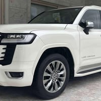 ئۆتۆمبێل: تويويتا لاندكروزر  مۆدێل 2023 شريكة جيهان ضمان  ســــعر $ یە...