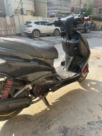 سكنز نثيه للبيع  أكفلك مكينه نقصه قاعده هندر فقط السعر 550 بيهه مجال ح...