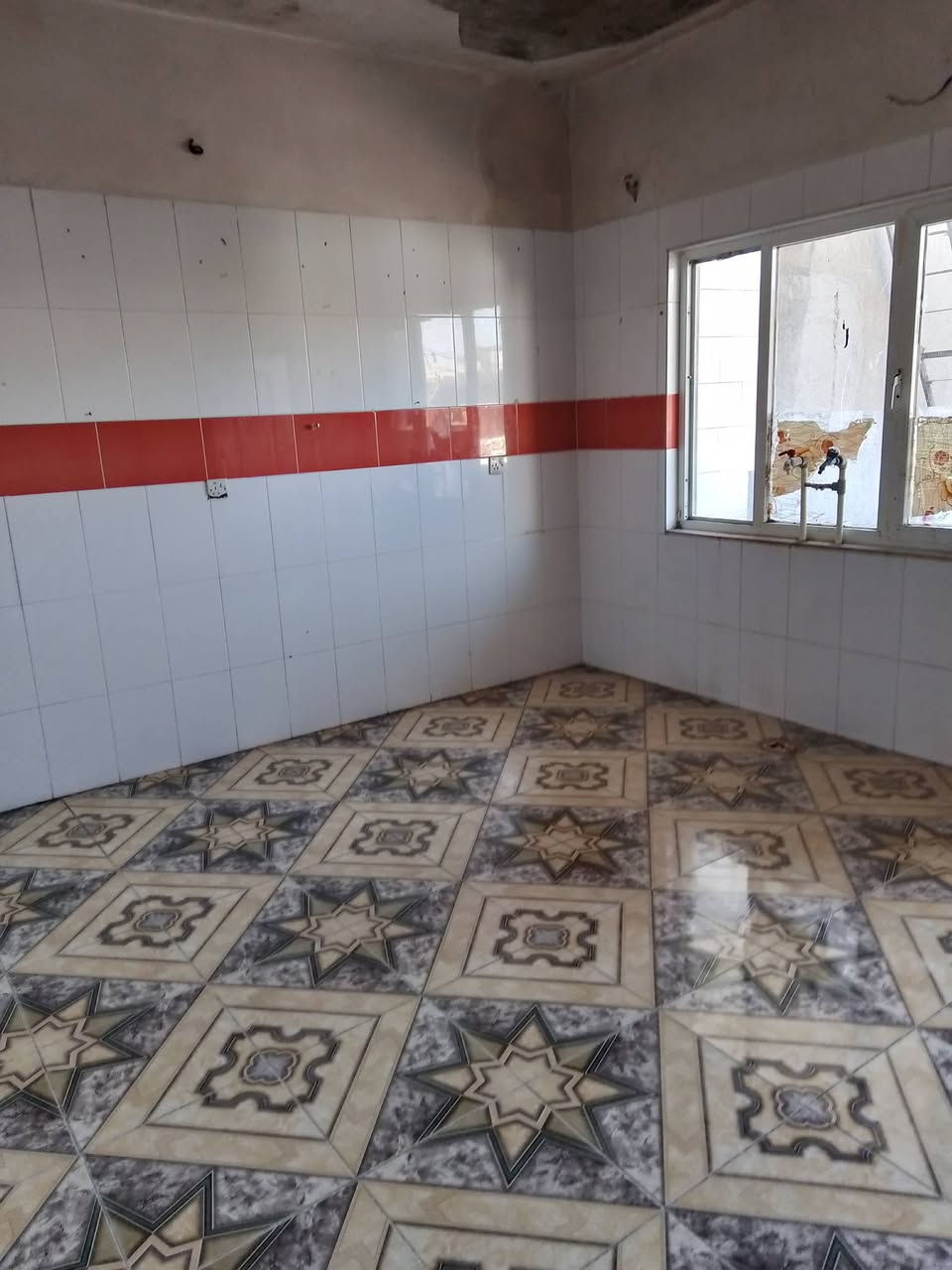 بيت لايجار حاجي اوه قريب مركز سيوان قاط ثاني لاستفسار لايجار 250الف ***********
