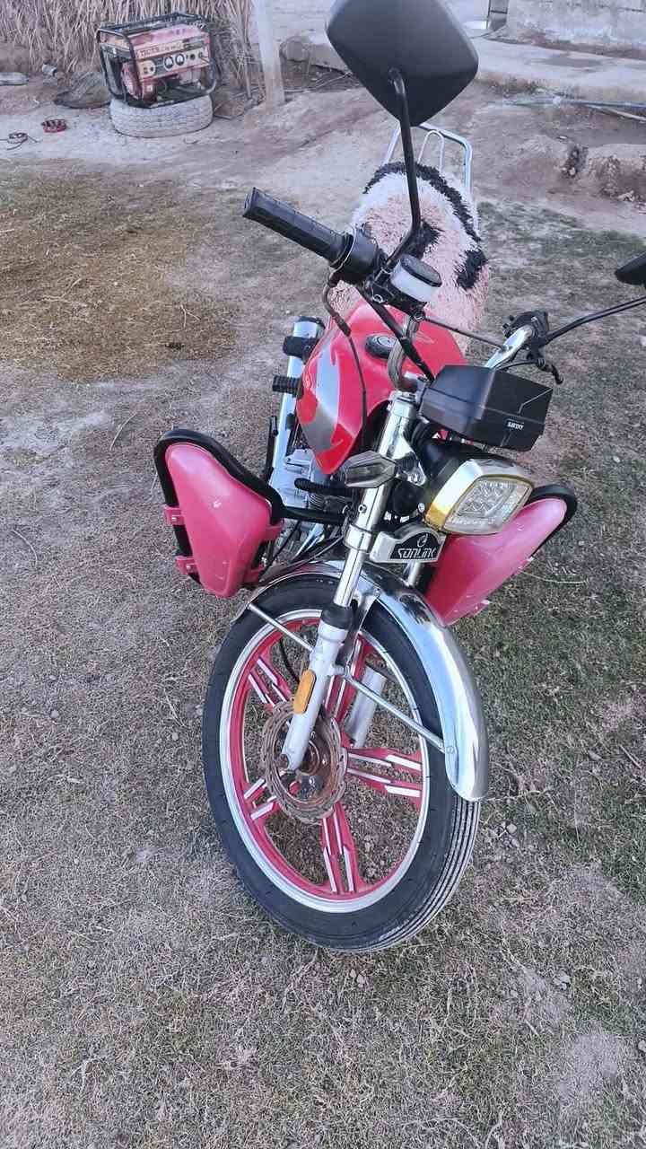 دراجة سفانة للبيع موديل 22 اوراق كمركية كاملة مكانها محمودية  جاهزة *********** السعر 550 وبيها مجال بسيط
