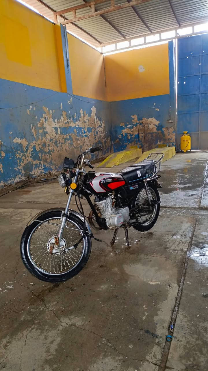 السلام عليكم موطور للبيع تايكر موديل 2020 المكان القيارة السعر ٣٠٠ وبي مجال حك جيتك ***********
