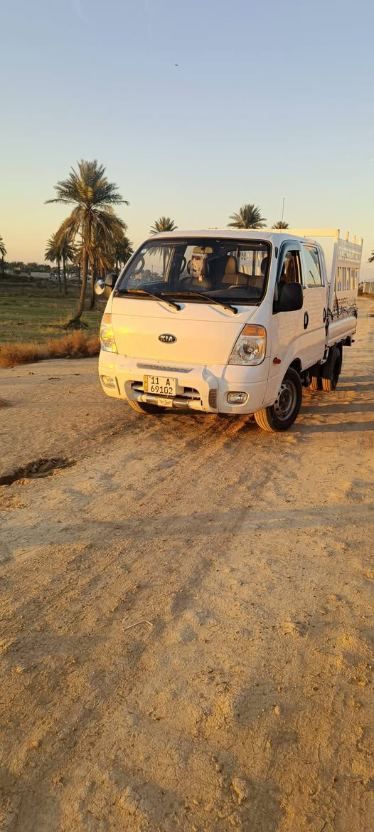 سلام عليكم سيارة كية مسكر طرمبة مديل 2009 رقم بغداد سنوية 2030 مكان المعامل حسينية رقم هاتف *********** سيارة نضيفة مكفولة كفالة عامة
