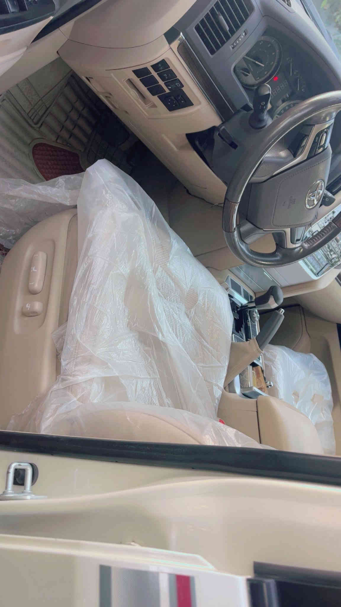 سياره لاندكروز جكسارة للبيع موديل 2021
سياره لاندكروز جكسارة للبيع موديل 2021 شركات محرك ستة سلندر كراسي الأمامية كهرباء سلايد مري شفط  شاحن  وباقي المواصفات المعروفة ماشية 47الف  وكير ومحرك و كهربائيات مكفولة وصدر جديد وتايرات جدد والسيارة   وموقع صويرة

والسيارة رقم اربيل الجديد وتحويل مباشر.

السعر 515  $  

وللاستفسار الاتصال على الرقم ***********//***********يوجد واتساب
