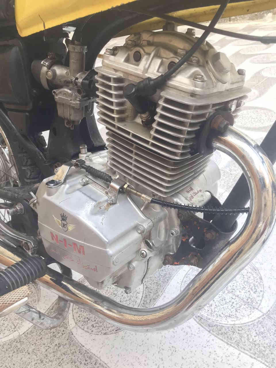 دراجه للبيع كلك بدون اوراق   محرك توه مجفت  دراجه جاهزه وحلوه ب٣٥٠ وبيه مجال بسيط مكاني شطره 
***********
