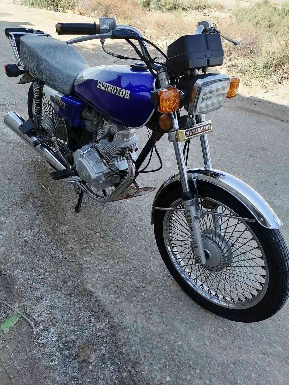 السلام عليكم من رخصة مدير الكروب دراجه نامه ماتور مديل ٢١ أوراق اصليه السعر ٦٥٠ رقم تلفون ***********
