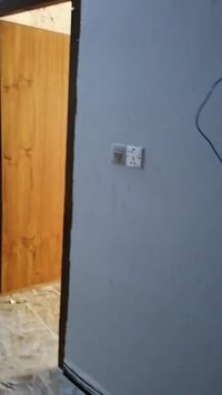 يوجد شقة رهنية 15مليون وايجار150تحتوي على غرفتين ومطبخ وصحيات المكان ا...